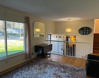 708 Austin Avenue - Photo Thumbnail 30