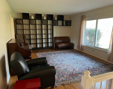 708 Austin Avenue - Photo Thumbnail 29