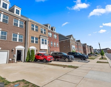 5754 Frederick Douglass Place - Photo Thumbnail 29
