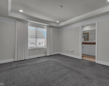 5754 Frederick Douglass Place - Photo Thumbnail 15