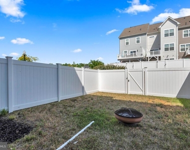 5754 Frederick Douglass Place - Photo Thumbnail 31