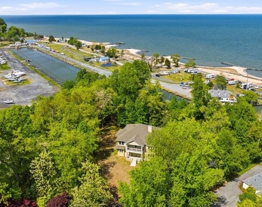 5116 Shore Drive - Photo Thumbnail 15
