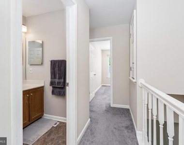 1127 Kelfield - Photo Thumbnail 15