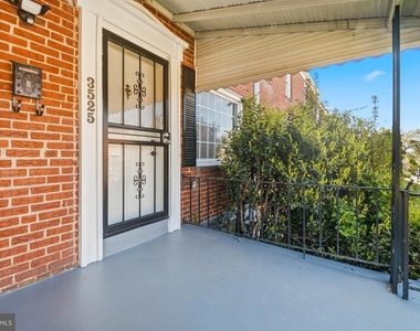 3525 Kentucky Avenue - Photo Thumbnail 1