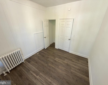 513 E 41st Street E - Photo Thumbnail 7