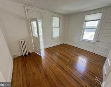 513 E 41st Street E - Photo Thumbnail 8