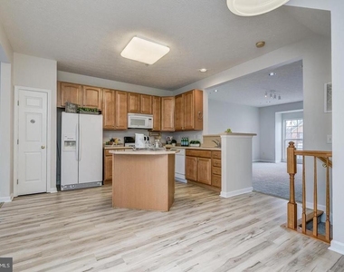 1432 Pangbourne Way - Photo Thumbnail 10