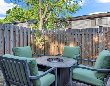 1052 Cedar Ridge Court - Photo Thumbnail 30