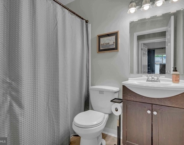 1052 Cedar Ridge Court - Photo Thumbnail 24