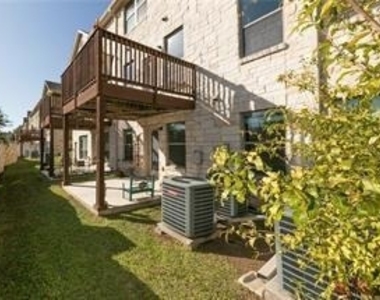 700 Mandarin Flyway - Photo Thumbnail 33