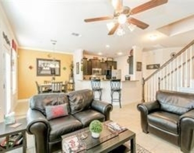 700 Mandarin Flyway - Photo Thumbnail 31