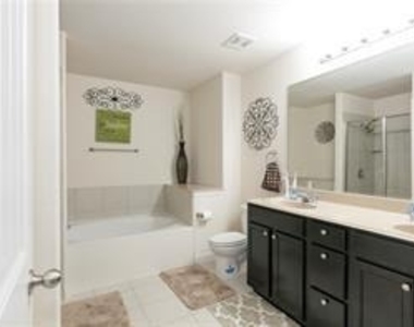 700 Mandarin Flyway - Photo Thumbnail 14