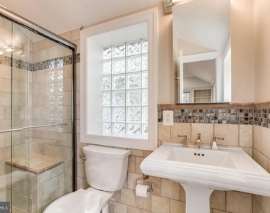 3233 Stephenson Place Nw - Photo Thumbnail 16