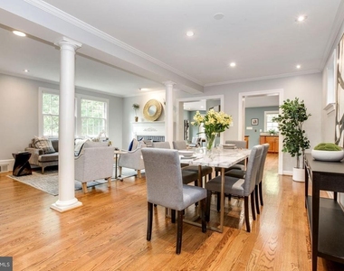 3233 Stephenson Place Nw - Photo Thumbnail 3