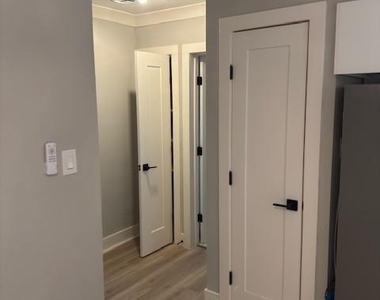 4253 Brooks Street Ne - Photo Thumbnail 13