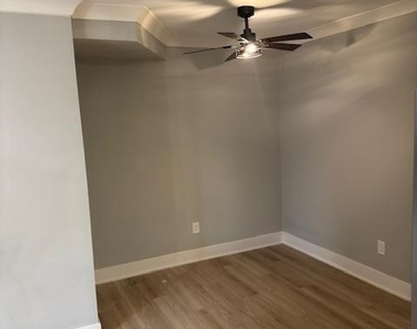 4253 Brooks Street Ne - Photo Thumbnail 12