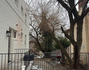 4253 Brooks Street Ne - Photo Thumbnail 21
