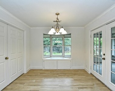 17607 Klamath Falls Dr - Photo Thumbnail 7