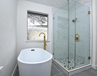 17607 Klamath Falls Dr - Photo Thumbnail 20
