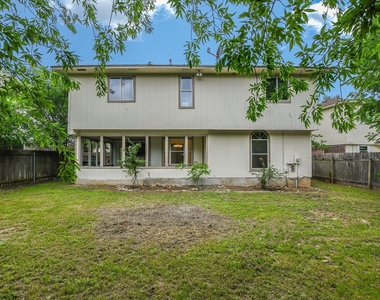 17607 Klamath Falls Dr - Photo Thumbnail 26