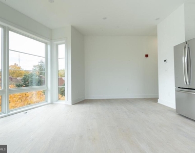 5301 Connecticut Avenue Nw - Photo Thumbnail 1