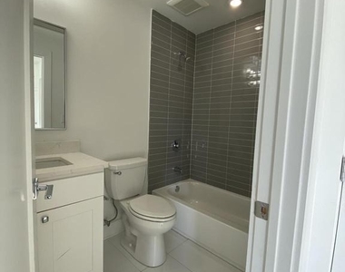 5301 Connecticut Avenue Nw - Photo Thumbnail 10