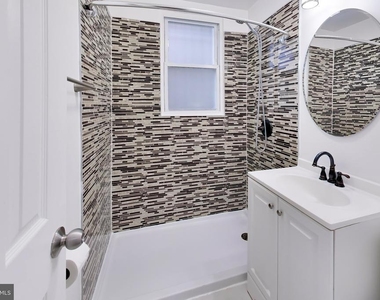 4230 Edson Place Ne - Photo Thumbnail 11