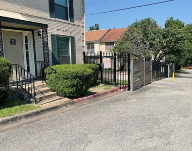 901 E Oltorf St - Photo Thumbnail 39