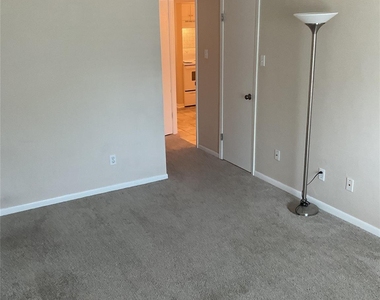 901 E Oltorf St - Photo Thumbnail 19