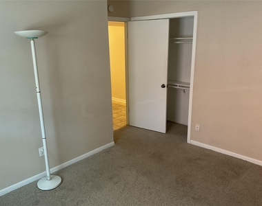 901 E Oltorf St - Photo Thumbnail 23