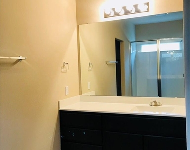 1532 Maier Dr - Photo Thumbnail 15
