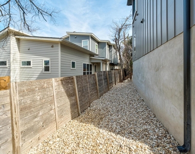 1736 Bunche Rd - Photo Thumbnail 36