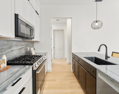 1736 Bunche Rd - Photo Thumbnail 12