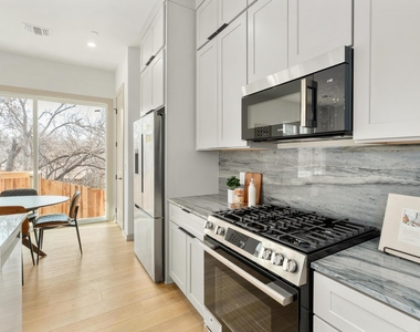1736 Bunche Rd - Photo Thumbnail 13