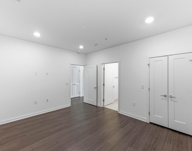4361 S Congress Ave - Photo Thumbnail 19
