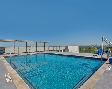 4361 S Congress Ave - Photo Thumbnail 34