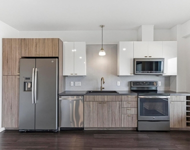 4361 S Congress Ave - Photo Thumbnail 9