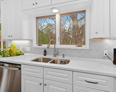 3503 Vineland Dr - Photo Thumbnail 12