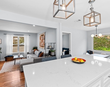 3503 Vineland Dr - Photo Thumbnail 13