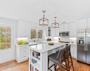 3503 Vineland Dr - Photo Thumbnail 8