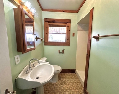 1694 Old Luling Rd - Photo Thumbnail 10