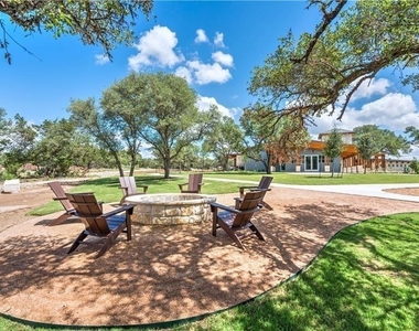 233 Hauser Dr - Photo Thumbnail 23
