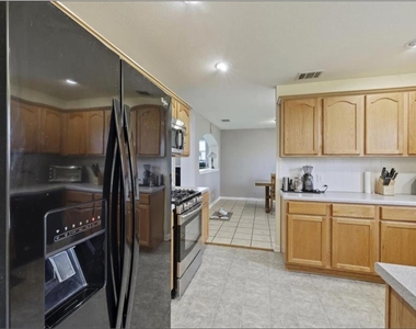 15305 Mimebark Way - Photo Thumbnail 7