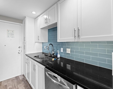 1801 Lavaca St - Photo Thumbnail 19