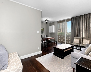 1801 Lavaca St - Photo Thumbnail 8