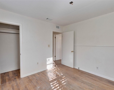 11606 Tedford St - Photo Thumbnail 17