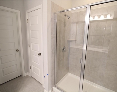 1320 Ambler Dr - Photo Thumbnail 9