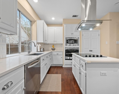 11222 Tracton Ln - Photo Thumbnail 18
