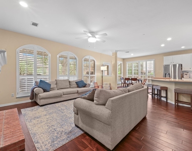 11222 Tracton Ln - Photo Thumbnail 10