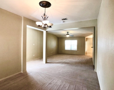 2141 Pearson Way - Photo Thumbnail 10
